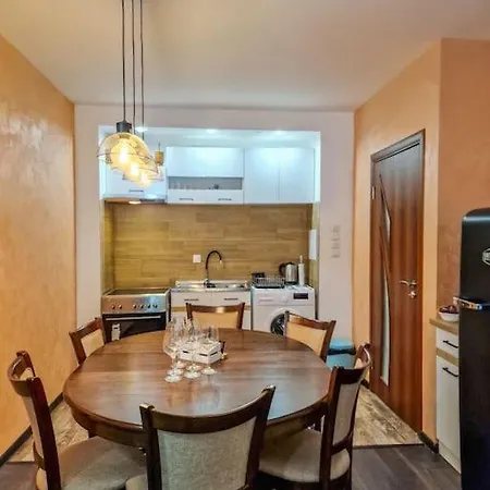 Getaway- & Summer Activities , Sleep 6