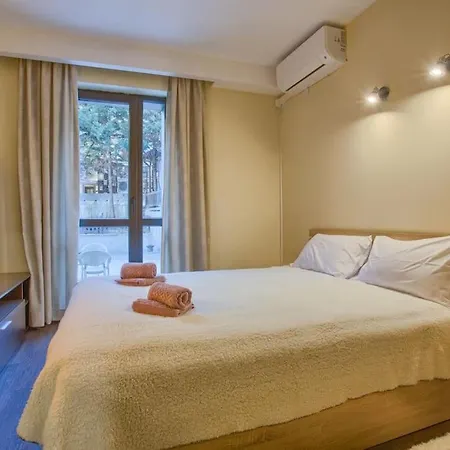 Getaway- & Summer Activities , Sleep 6 Bansko