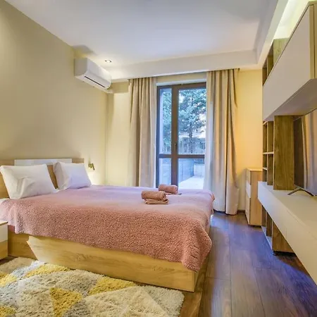 Getaway- & Summer Activities , Sleep 6 Appartement Bansko