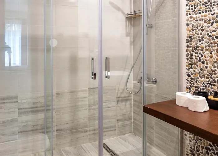 Getaway- & Summer Activities , Sleep 6 * Banszko