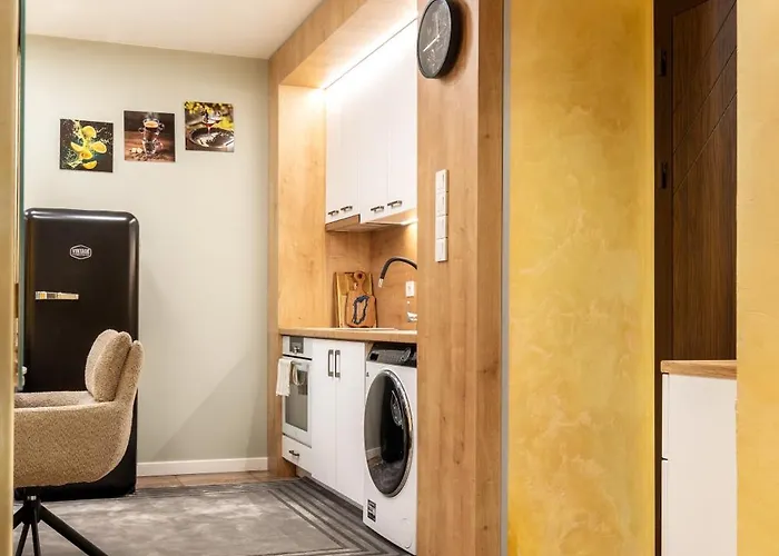 Getaway- & Summer Activities , Sleep 6 Banszko