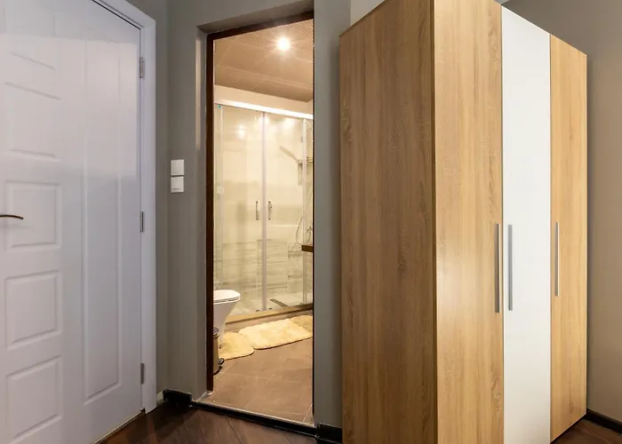 Getaway- & Summer Activities , Sleep 6 Banszko