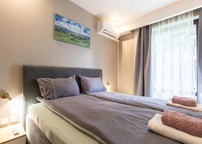 Getaway- & Summer Activities , Sleep 6 Apartman Banszko