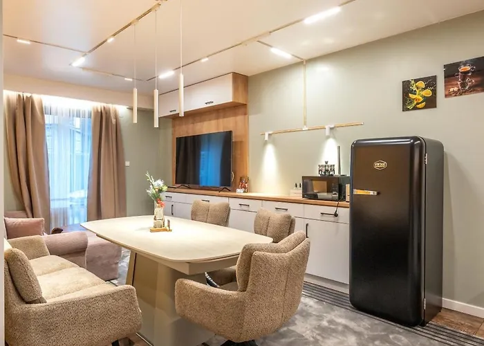 Getaway- & Summer Activities , Sleep 6 Apartman *