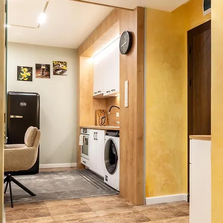 Cozy 2Bd Apt With 100Sqm Patio For 6 بانسكو