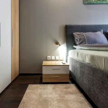شقة Cozy 2Bd Apt With 100Sqm Patio For 6